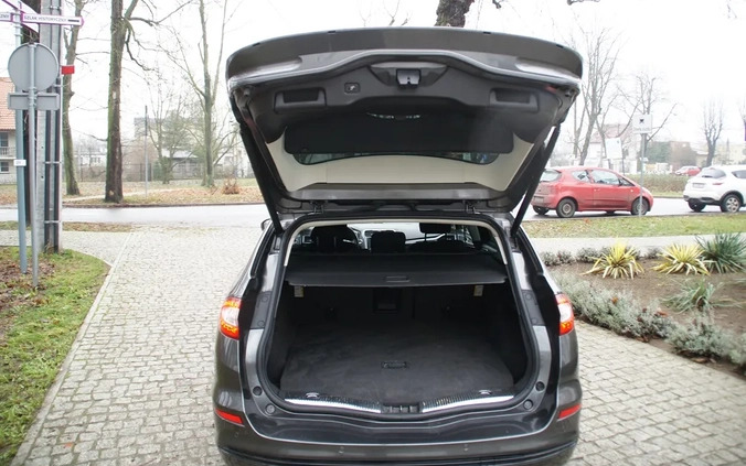 Ford Mondeo cena 39900 przebieg: 239000, rok produkcji 2016 z Kutno małe 301